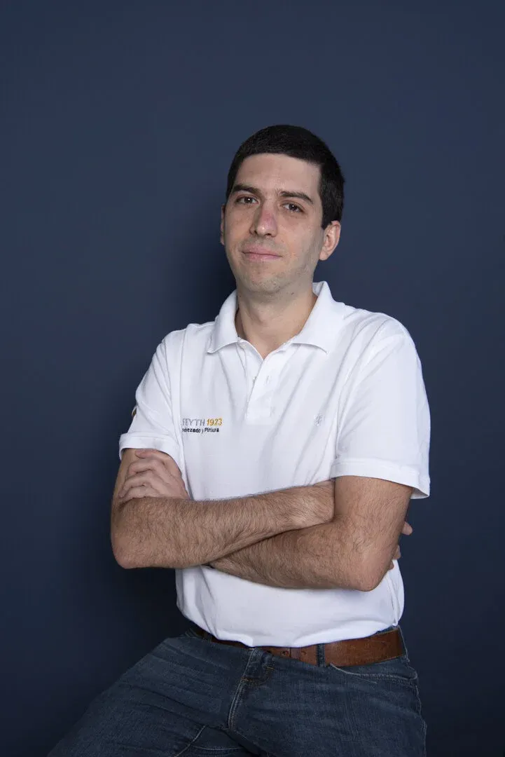 Alberto Feyth, Gerente de Proveeduría del Taller J. Feyth